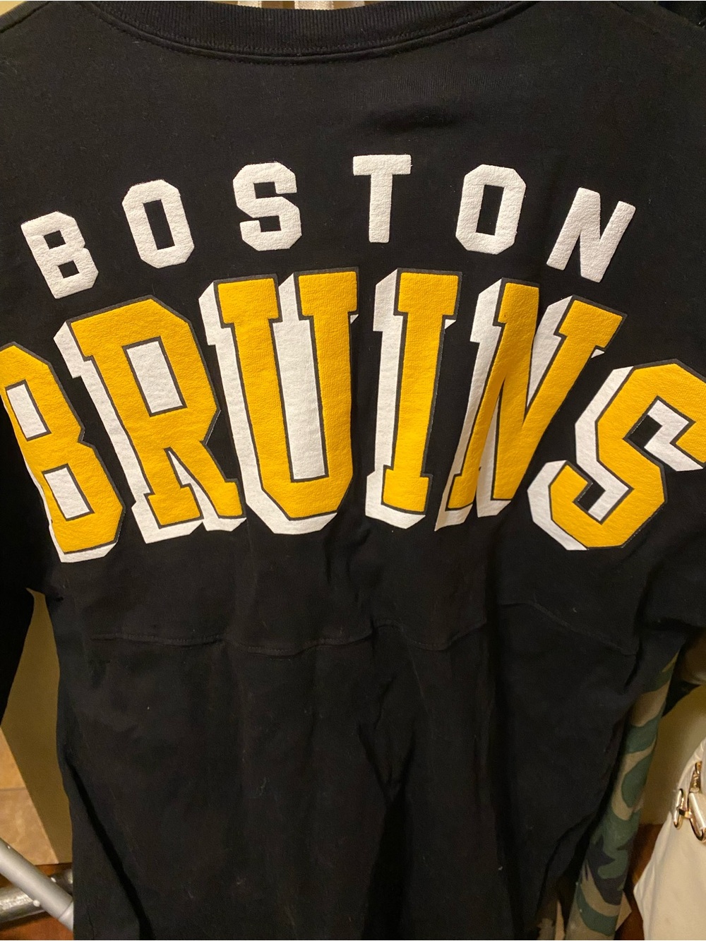 Fanatics Black Lace-Up Crewneck with Yellow/White Team Accent